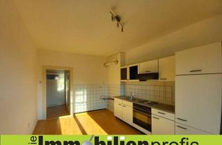 Wohnung mieten in Weißenburgstraße, 95028 Innenstadt, 52173 - Helle Dachgeschoßwohnung mit Einbauküche