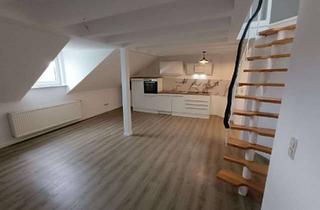 Wohnung mieten in Löwenstr. 24, 63067 Kaiserlei, Helle 2-Zimmer-Maisonette-Dachgeschosswohnung mit Skylineblick und neuer Einbauküche
