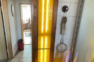 Wohnung mieten in Wartsberg, 47906 Kempen, Im Retrostil der 80er: Gemütliche, unrenovierte 4-Zimmer-Wohnung im 2. OG zu vermieten