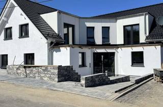 Wohnung mieten in Frohnenberg, 51580 Reichshof, Helle 3-Zimmer Wohnung im Obergeschoss mit Balkon in Reichshof