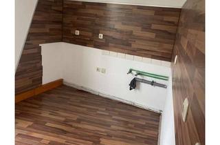 Wohnung mieten in Adolf-Herzer-Straße, 99094 Bischleben-Stedten, Kleine Dachgeschosswohnung perfekt für Singles und Studenten