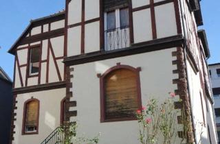 WG-Zimmer mieten in Lorsbacher Straße, 65719 Hofheim am Taunus, WG- Altbauvilla für Studierende und Auszubildende mit wunderschönem Flair.