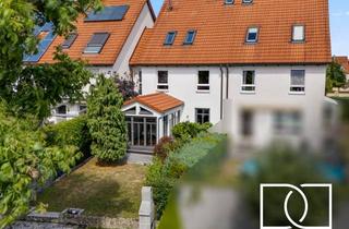 Doppelhaushälfte kaufen in 95488 Eckersdorf, Raumwunder! Lichtdurchflutete Doppelhaushälfte mit Terrasse, Wintergarten & Garage in Toplage