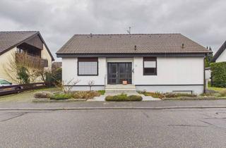 Einfamilienhaus kaufen in 69493 Hirschberg, Freistehendes Einfamilienhaus mit Einliegerwohnung, Garten, Garage und 2 Stellplätzen