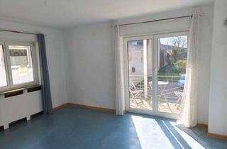 Mehrfamilienhaus kaufen in 67361 Freisbach, Mehrfamilienhaus mit 3 Einheiten mit ca. 280 qm Wohnfläche u. 970 qm Grundstück Nähe Speyer