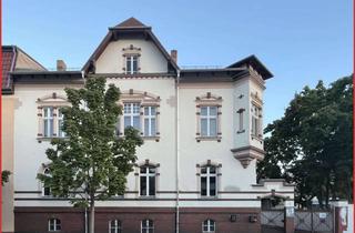 Haus kaufen in 03238 Finsterwalde, Für Gebäudeliebhaber