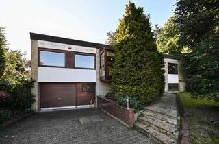 Haus kaufen in 45527 Hattingen, Großzügiger Bungalow mit Garten, Kaminzimmer und viel Potenzial an der Grenze zu Sprockhövel