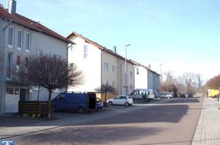 Haus kaufen in 06184 Kabelsketal, Objekt-Nr.: 08-02-26 - Paketangebot! Zwei vermietete Wohnblöcke mit 16 WE und 20 Stellplätzen Baujahr 1998 in Kabelsketal