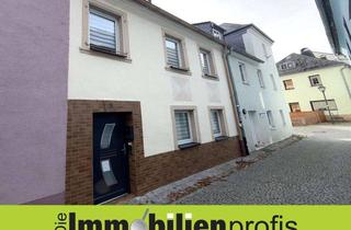 Haus kaufen in 95119 Naila, Naila: Charmantes Stadthaus mit Dachterrasse