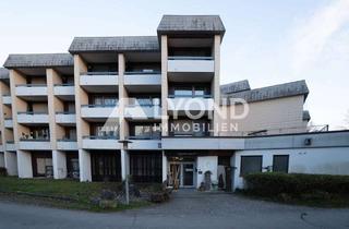 Wohnung kaufen in 72574 Bad Urach, Diese großzügige 1 Zimmer Wohnung sucht Sie als neuen Eigentümer!