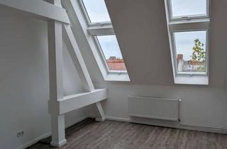 Wohnung mieten in Eichborndamm 32, 13403 Reinickendorf, Schöne 4 Zimmer Dachgeschoßwohnung (OHNE Aufzug!)