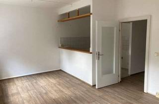 Wohnung mieten in Werner-Seelenbinder-Ring 50, 06849 Süd, 1 Zimmer Wohnung mit Balkon