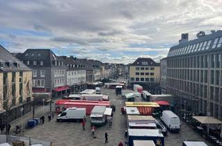 Wohnung mieten in 52349 Düren, Helle 2-Zimmer Dachgeschosswohnung mit Blick über den Markt
