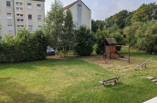 Wohnung mieten in 99831 Creuzburg, Lebensraum mit viel Licht und Grün - 2 RW mit Balkon und Einbauküche