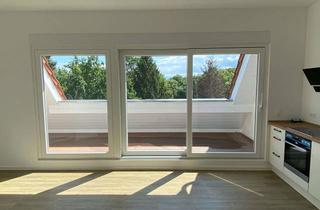 Wohnung mieten in Warthestraße 53a, 12051 Neukölln, Neu gebaute Dachgeschosswohnung mit Blick ins Grüne