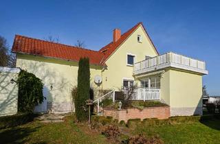 Haus kaufen in 37127 Jühnde, Jühnde: Ein-/Zweifamilienhaus in Feldrandlage!