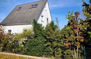 Einfamilienhaus kaufen in 14532 Stahnsdorf, Sehr gediegenes Einfamilienhaus in ruhiger Lage auf großem, gepflegten Grundstück