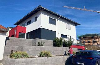 Haus mieten in Astrid-Lindgren-Straße, 93173 Wenzenbach, Luxus Haus mit Skyframe, Aufzug und "mehr" in Regensburg (Kreis), Wenzenbach