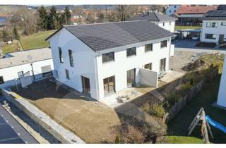 Doppelhaushälfte kaufen in 94529 Aicha, Lichtdurchflutete Doppelhaushälfte mit Süd-West-Garten in Aicha vorm Wald