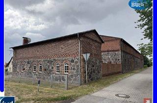 Haus kaufen in 16356 Ahrensfelde, Ahrensfelde - Denkmalgeschütztes Ensemble - Beeindruckende Feldsteinscheune und Pension mit großem Potential