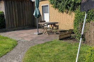 Wohnung kaufen in 33790 Halle, Halle - Dachgeschosswohnung mit Garten & Garage