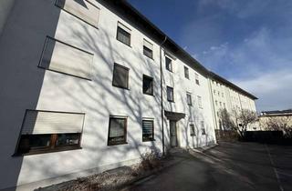 Wohnung kaufen in 83308 Trostberg, Solide 4-Zimmer-Wohnung mit Westbalkon, Garage & Potenzial!