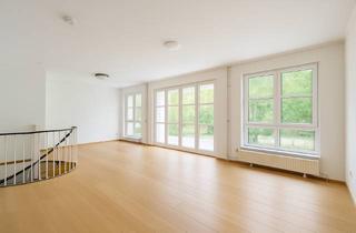 Wohnung kaufen in 13465 Frohnau, Familienfreundliche 4-Zi-Maisonette mit großem Privatgarten - Wohnen am Wald im beliebten Frohnau