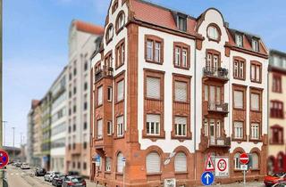Wohnung kaufen in 68159 Mannheim, Repräsentative Altbauetage, denkmalgeschützt: Exklusive Etage mit zwei Wohnungen