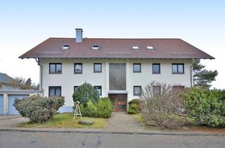 Wohnung kaufen in 76332 Bad Herrenalb, Charmante Dreizimmerwohnung mit unvergleichlichem Ausblick