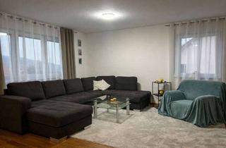 Wohnung kaufen in 71560 Sulzbach, Lichtdurchflutete Zweizimmerwohnung mit Balkon und offener Küche