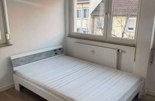 Wohnung mieten in 71032 Böblingen, 5 - 2. OG rechts Zimmer 1 - in gemischter WG frei