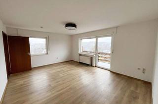 Wohnung mieten in 51570 Windeck, Gepflegte 3-Zimmer-Erdgeschosswohnung mit EBK, 2 Balkonen u.v.m.!