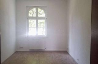 Wohnung mieten in Wernerplatz, 39576 Stendal, Charmante 2-Raum-Altbauwohnung mit Balkon