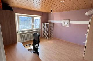 Wohnung mieten in Albert-Schweitzer-Straße, 68799 Reilingen, Helle 2-Zimmer-Wohnung im 1. OG mit Balkon in Reilingen