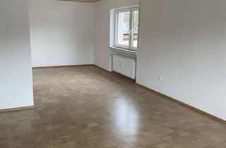 Wohnung mieten in 91448 Emskirchen, 3-Zimmer Wohnung mit Balkon und Stellplatz in Emskirchen