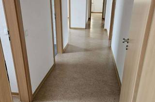 Wohnung mieten in 74343 Sachsenheim, Charmante 4-Zimmer Dachgeschosswohnung in Sachsenheim