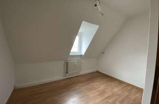 Wohnung mieten in Kesselshainer Straße 17, 04552 Borna, gut geschnittene 4-Raumwohnung - KSH 14_ DG links