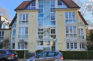 Wohnung mieten in Hugo-Wolf-Steig, 12557 Köpenick, Sehr schöne 2-Zimmer Wohnung im 2. OG mit Balkon in Köpenick