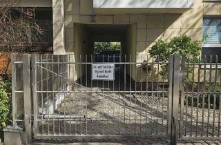 Garagen mieten in Eisenacher Str. 57, 12109 Mariendorf, Stellplatz zu vermieten