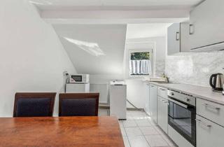 Haus kaufen in 56346 St. Goarshausen, Eigennutzung: Haus mit drei Ferienwohnungen im Herzen von Sankt Goarshausen - ideal für Großfamilien