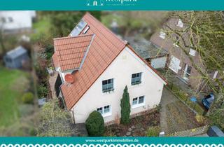 Einfamilienhaus kaufen in 47803 Inrath/Kliedbruch, Freistehendes Einfamilienhaus in Dyklage mit Garten und Carport