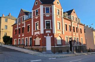 Mehrfamilienhaus kaufen in 08223 Falkenstein, Mehrfamilienhaus mit Entwicklungspotenzial in Falkenstein – Kapitalanlage mit Leerstandsreserven