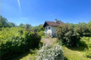 Einfamilienhaus kaufen in 84405 Dorfen, Dorfen: ehemaliges Austraghaus als Einfamilienhaus mit weitläufigem, landwirtschaftlichen Grund