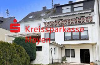 Reihenhaus kaufen in 56727 Mayen, Gepflegtes Reihenhaus m. Terrasse, Garten, Garage u. Stellplatz in Mayen