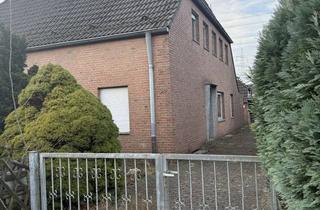 Doppelhaushälfte kaufen in En Et Bennert 30, 47804 Benrad-Süd, Doppelhaushälfte mit großem Grundstück in Krefeld Benrad- Sanierungsobjekt mit Potential