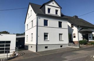 Mehrfamilienhaus kaufen in In Der Mark, 56567 Neuwied, 7-Zimmer Mehrfamilienhaus in Neuwied Feldkirchen Gästezimmer/WC