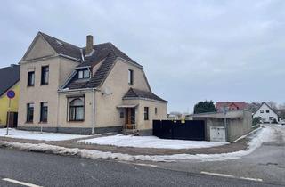 Grundstück zu kaufen in 19417 Warin, Gestaltungsspielraum inklusive: Baugrundstück mit Altbestand in Warin mit Seeblick!