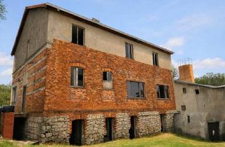 Grundstück zu kaufen in 15518 Rauen, Sanierungsbedürftiges Haus mit Potenzialgrundstück