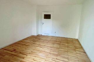 Wohnung kaufen in Emil Heckel Str, 68163 Lindenhof, Charmante 1-Zimmer Wohnung im 2. OG, frisch saniert in Mannheim-Lindenhof