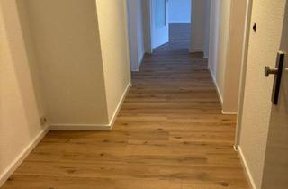 Wohnung mieten in Reimerdeskamp 74, 31787 Hameln, Frisch renovierte 3 Zimmer Wohnung mit Balkon in Hameln, Reimerdeskamp 74